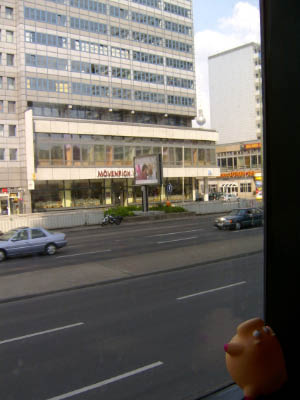 O050416-09