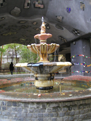 100 Wasserbrunnen